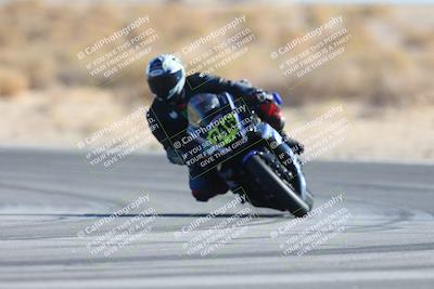 media/Jan-10-2025-CVMA Friday Practice (Fri) [[489e0da257]]/Group 4 and Trackday/Session 4 (Turn 16)/